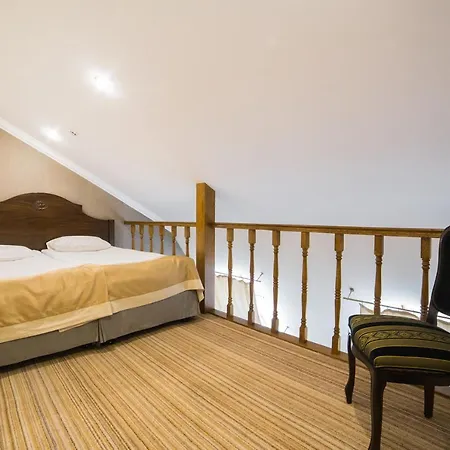 Optima Collection Medievale 酒店 4*