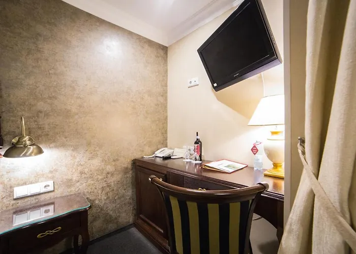 Optima Collection Medievale 4* Lviv