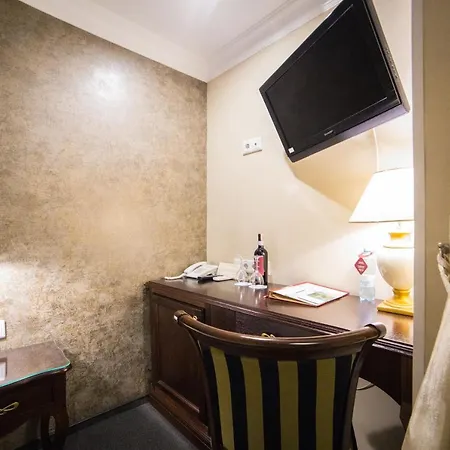 Optima Collection Medievale 4* Lviv