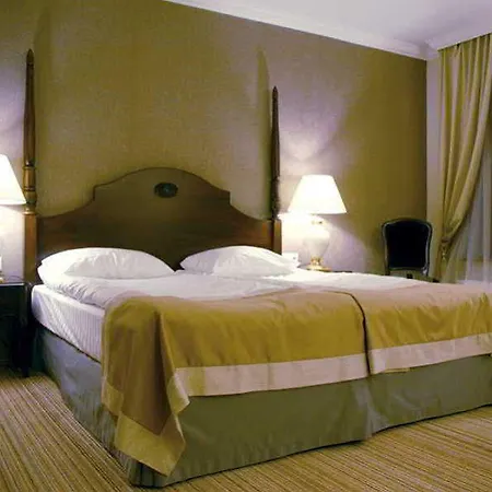 Optima Collection Medievale Lviv